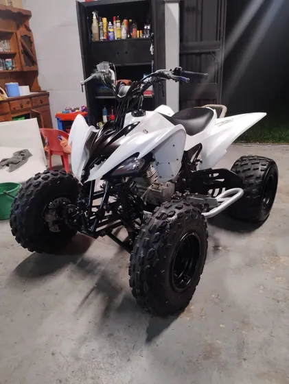 Cuatriciclo Yamaha Raptor 250
