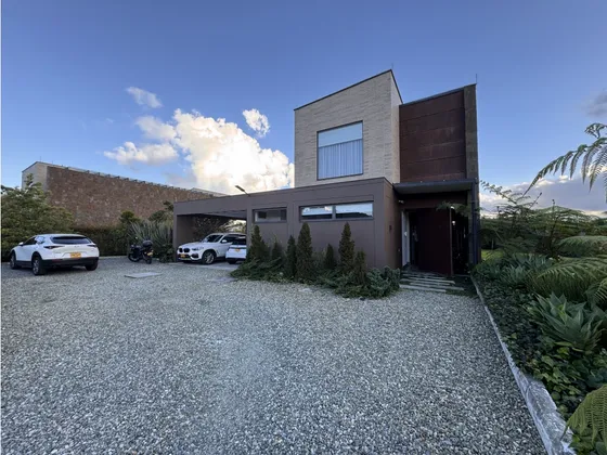 Exclusiva Casa Con Piscina Para La Renta , Alto De Las Palmas 