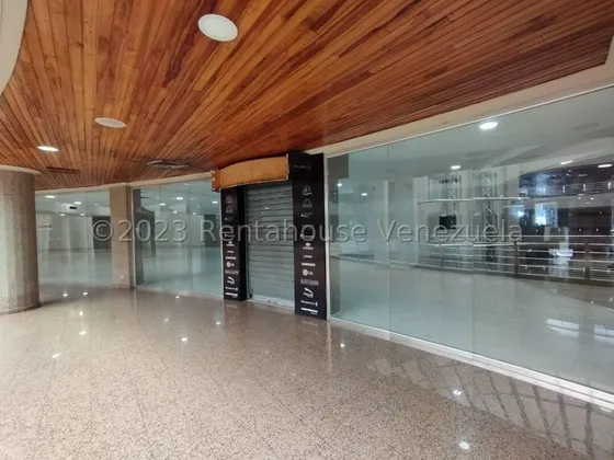 Local Amplio En Alquiler Ubicado En Centro Comercial Via Veneto Mañongo Naguanagua Carabobo Cod 25-4731 Eloisa Mejia