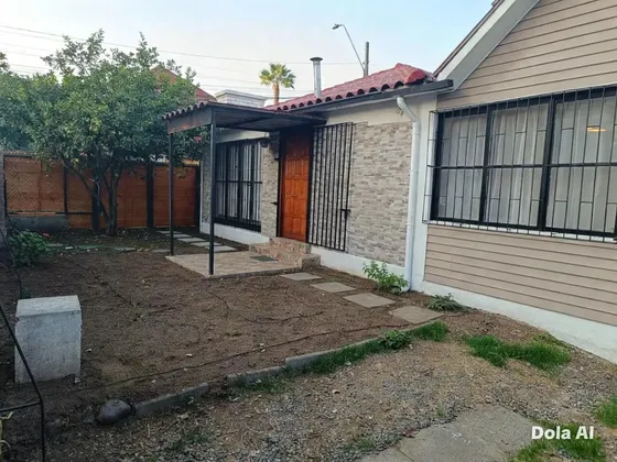 Se Arrienda Hermosa Casa En La Reina