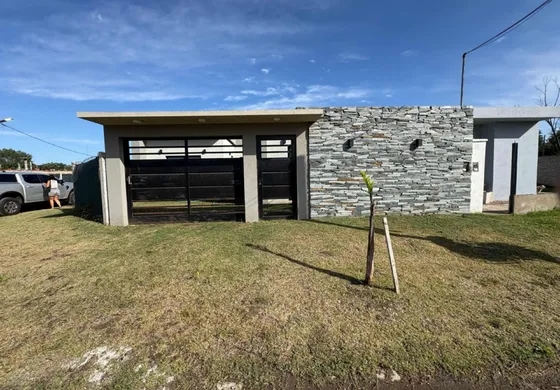 Casa - Tristan Suarez