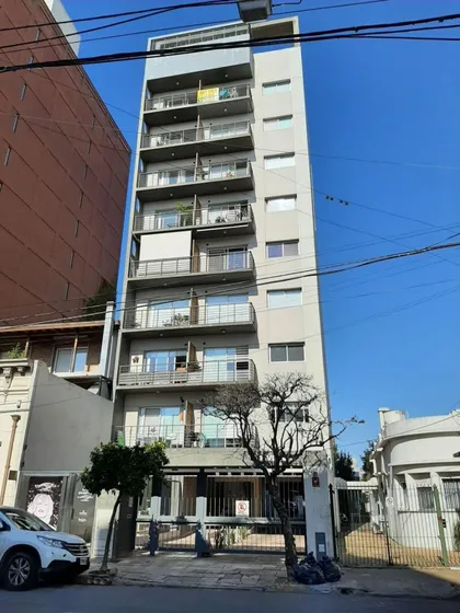 Venta Departamento 2 Ambientes Bernal