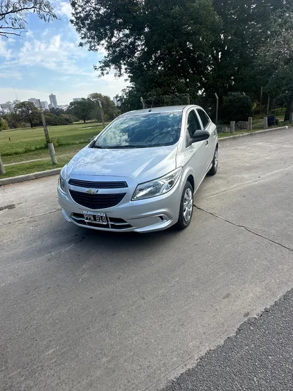 Chevrolet Onix 1.4 Lt 98cv