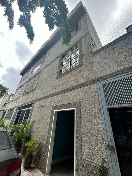 En Alquiler Pb Del Edificio O Venta Del Edificio En Santa Mónica. Aa
