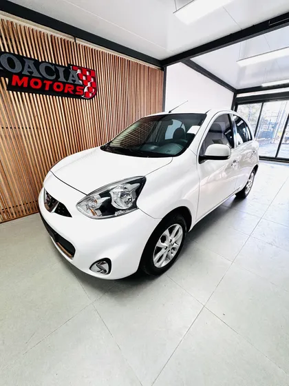 Nissan March 1.6 Advance Mt