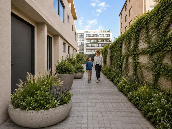 La Tranquilidad De Una Casa. La Seguridad De Un Departamento