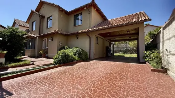 Casa En Venta Ciudad De Los Valles En Barrio Cerrado