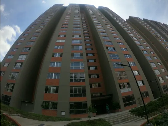 Arriendo Apto Urbanización El Bosque, El Trapiche, Bello