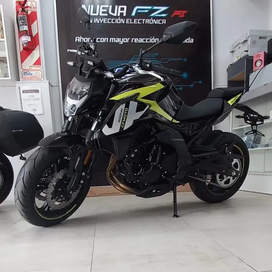 Cf Moto 400 Nk - 2024 - Casa Tavella - Mejor Contado