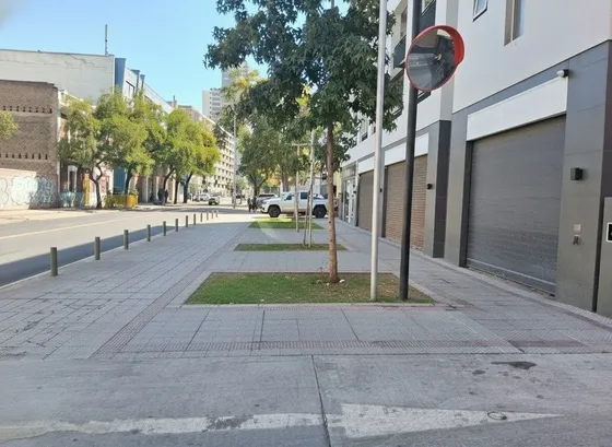 Local De 114 M2 Nataniel Cox - Santiago Centro