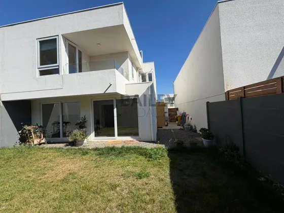 Casa En Venta De 4 Dorm. En Viña Del Mar