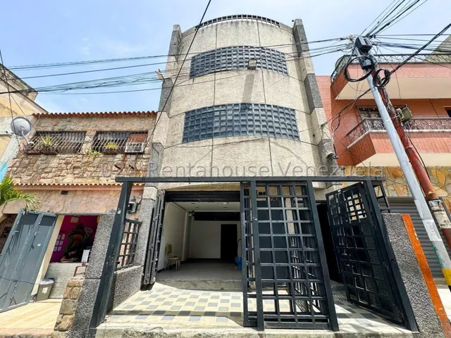 Edificio Industrial En Venta Catia Mls #25-881 Bm
