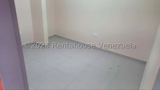 Milagros Inmuebles Oficina Alquiler Barquisimeto Lara Zona Centro Economica Comercial Economico Código Inmobiliaria Rent-a-house  25-5147