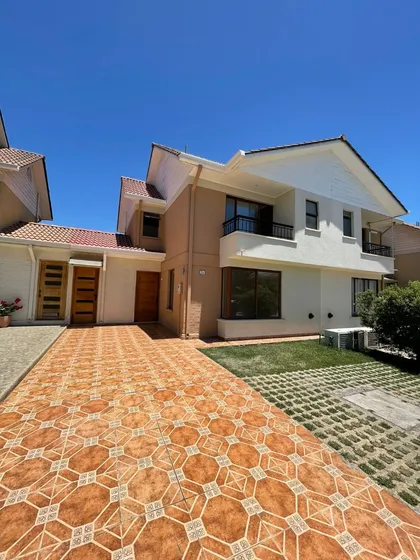 Condominio Cordillera Los Valles, Ciudad Satelelite, Maipu