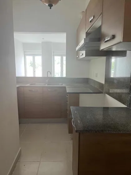 Apto. 3 Hab. Vacío Lope De Vega Rd$ 48 Mil
