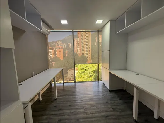 Oficina En El Poblado,la Concha