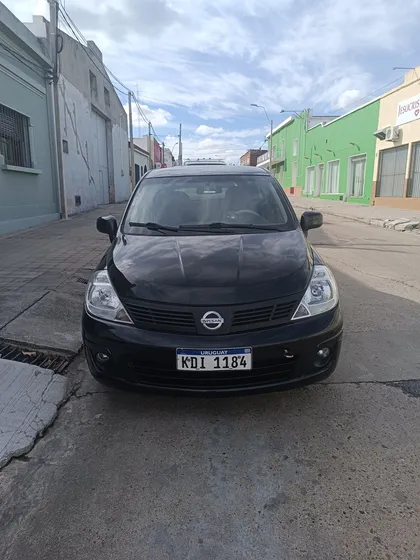Nissan Tiida 1.8 Sense Sedan At