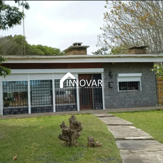 Venta Casa Y Apartamento Con Piscina En Mismo Padrón En Villa Argentina