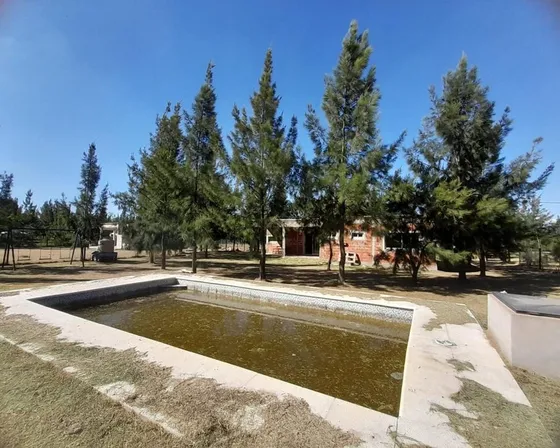 Casa Quinta En Construccion Con Pileta En Cañuelas