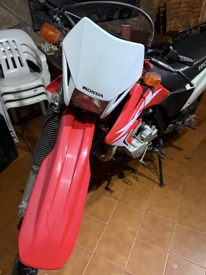 Poco Uso Casi Nueva Menos De Once Mil Kilómetros.