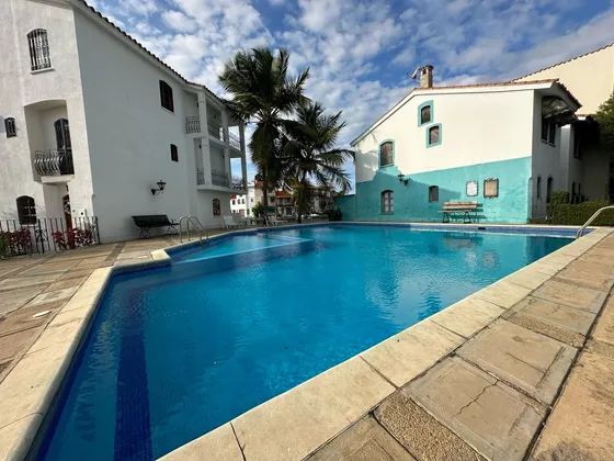 Apartamento Planta Baja Con Muelle Propio C.r Pueblo Viejo