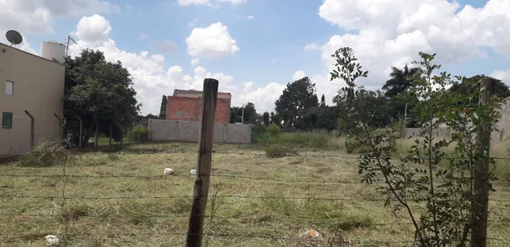 Terreno Com Edicula Pré Construída No Bairro Jurumirim - Tatuí - Sp - 500m