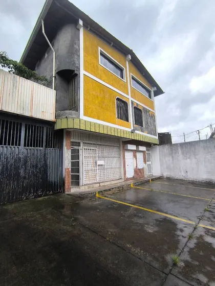 Mile/alquiler Local Comercial Pie De Calle Barrio Bolivar 
