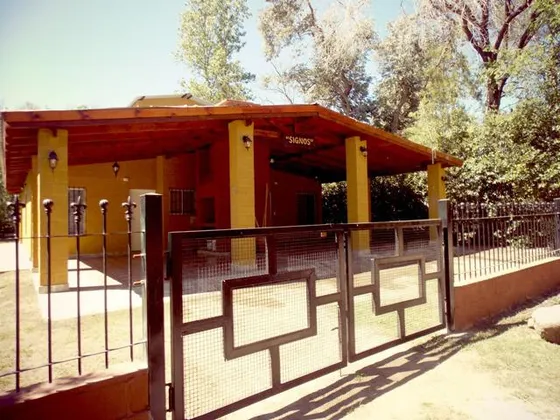 Villa Ciudad Parque- Dos Cabañas Con 500 M2 De Terreno- Oportunidad!