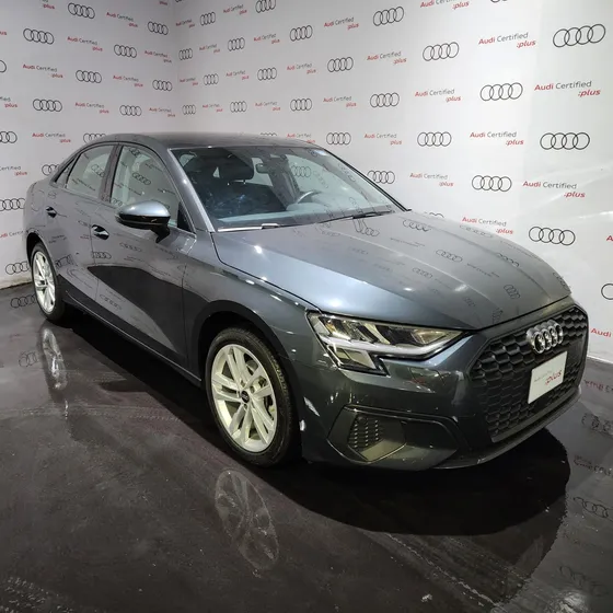 Audi A3 1.4 Sedán 35tfsi Dynamic At Dsg