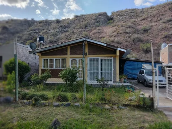 Hermosa Casa En Potrerillos 