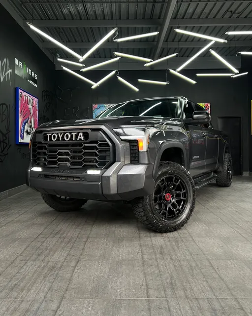 Toyota Tundra Sr5