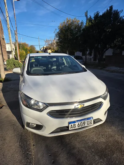 Chevrolet Onix 1.4 Ltz At 98cv