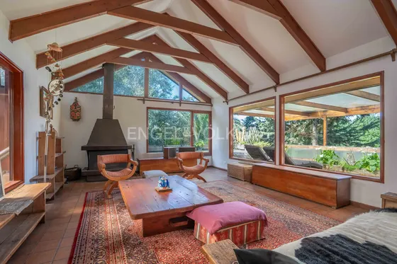Venta Casa En Inmejorable Ubicación Cachagua