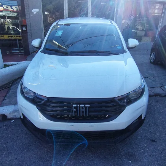 Fiat Strada 1.4 8v Freedom Cd