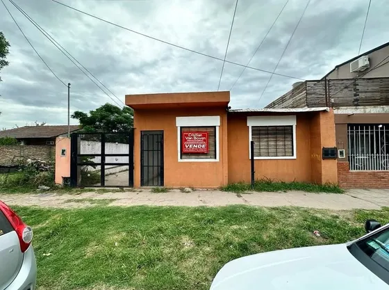 Propiedad Con 4 Unidades Funcionales En Lote De 10x35  Ideal Inversores