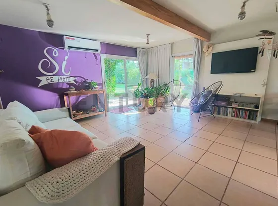 Vendo Propiedad Ubicada En Perdriel