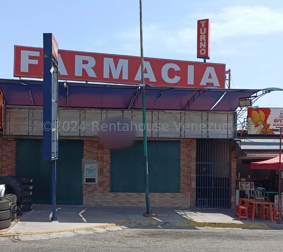 Carlos Colmenarez Alquila Local Comercial En Una De Las Av Mas Transitadas De Barquisimeto Ideal Para Desarrollar Cualquier Actividad Comercial Sobre Todo La Farmaceutica Y De Comida, No Pierdas Esta 