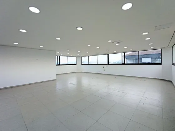 Local En Arriendo En Siberia. Cod A1087020