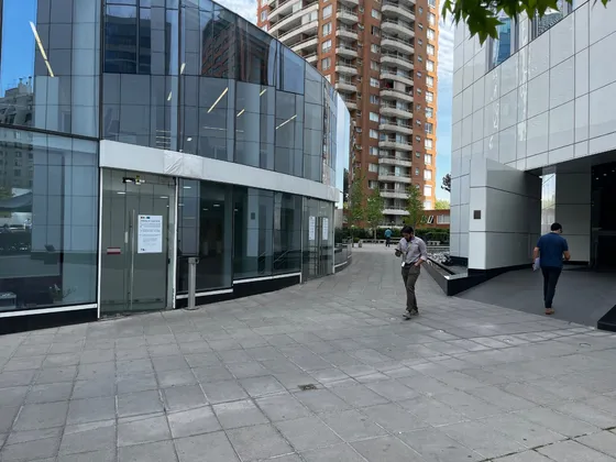 Local Comercial En Pleno Avda Apoquindo 4.800