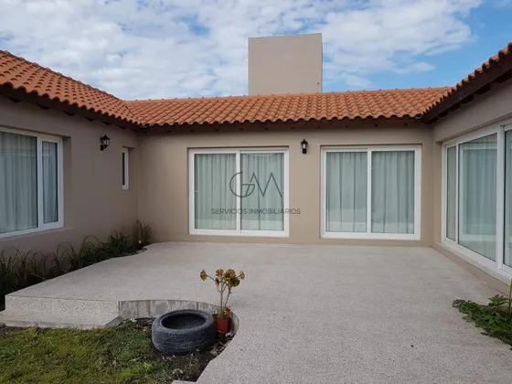 Casa En Alquiler En Barrio Rumenco