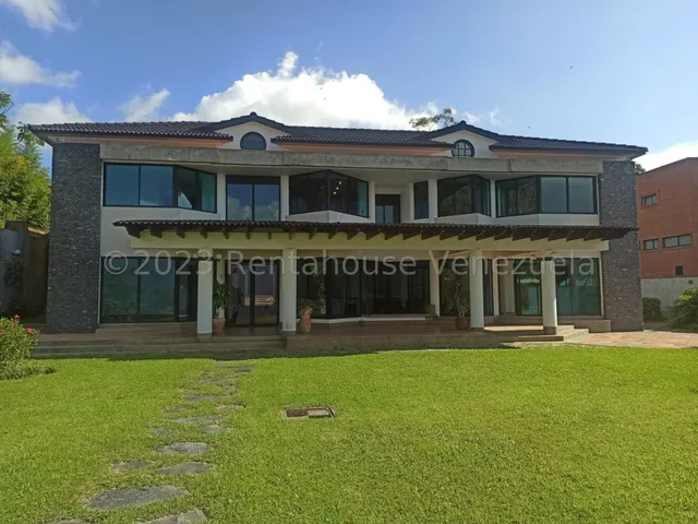 Se Vende Casa En Alto Hatillo Mls #24-7690