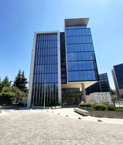 Oficina Arriendo Av. La Dehesa - Autopista Costanera Norte