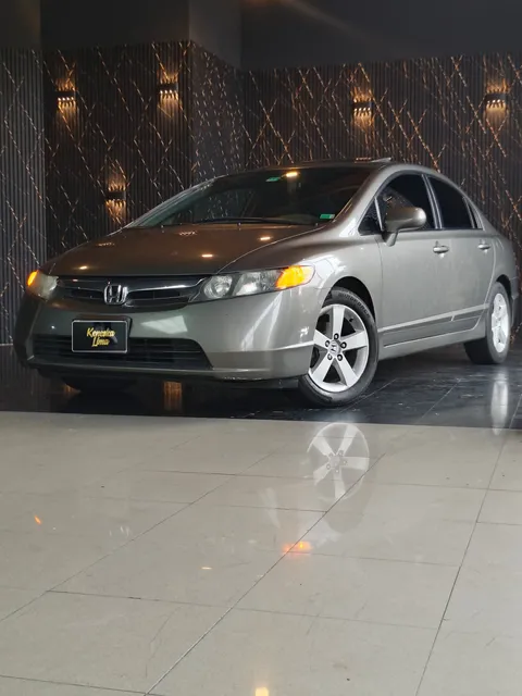 Honda Civic 4x2