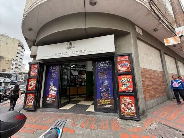 Venta De Local En La Candelaria, 564.25m2.