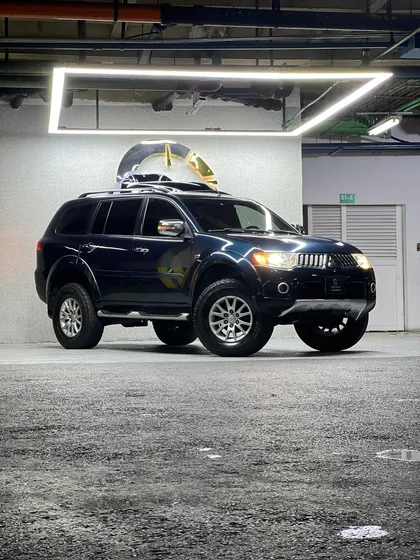 Mitsubishi Montero Sport Gls