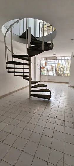 Amplia Oficina Duplex