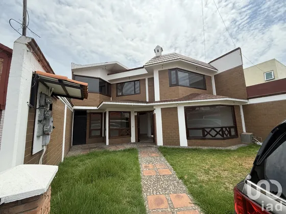 Renta Casa 3 Ambientes La Asunción