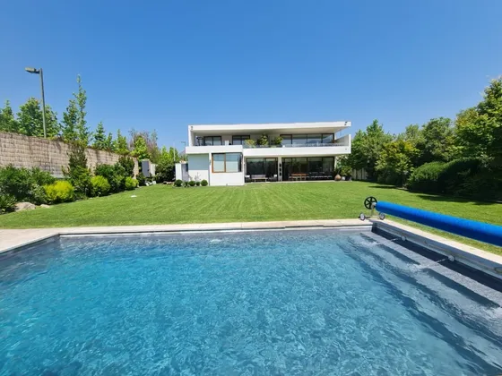 Espectacular Condominio Golf Lomas La Dehesa Como Nueva