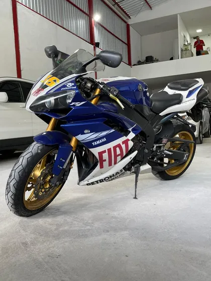 Yamaha Yzf R1