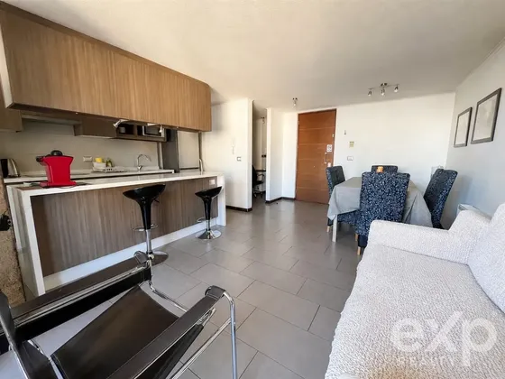 Departamento Amoblado 2 Dormitorios Con 2 Est Y Bod